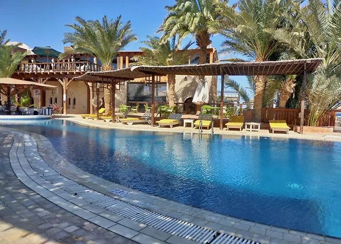Nesima Resort 2*